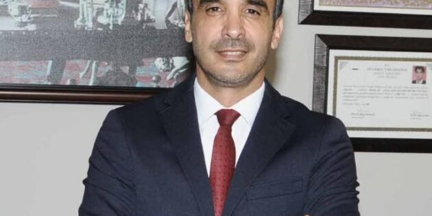 CHP Çukurova İlçe Başkanı Avukat Ümit Arif Özsoy: Seyhan Belediye Başkanımız Oya Tekin’in ve Seyhan Belediyemizin yanındayız.