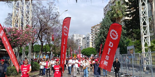 DİSK 1 ve 2 No’lu Şubelerden 1 Mayıs Mesajı: “Emek, Eşitlik ve Adalet İçin Alanlardayız”