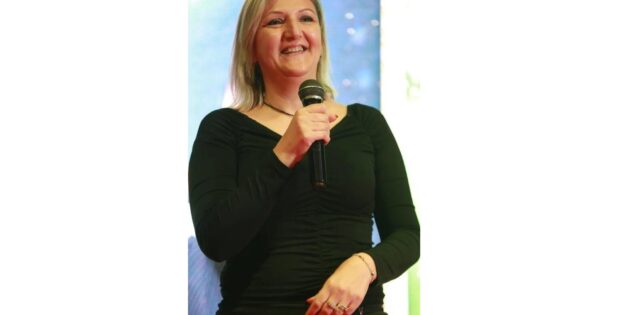 “SAĞLIK, GÜZELLİK VE BAŞARININ BULUŞTUĞU NOKTA: ESRA YILDIRMAZ ANLATIYOR”