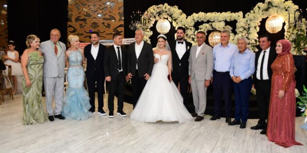Siyaset ve İş Dünyası Bu Düğünde Buluştu: Şirin ve Gündüz Ailelerinin Görkemli Günü