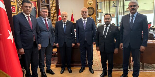 MHP Adana’dan Bahçeli’ye ziyaret