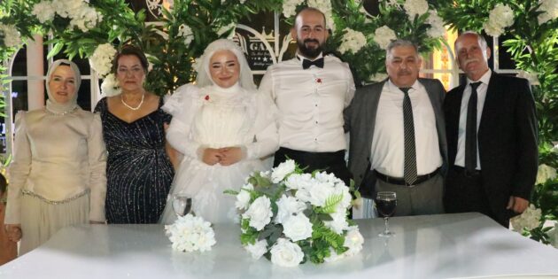 TV A Konsey Programı Moderatörü İlhan Geyik’in Kızı Büşra, Görkemli Törenle Hayatını Hamit Can ile Birleştirdi