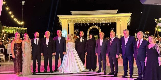 ​TES-İŞ Genel Başkan Yardımcısı Osman Güngör ve Feray Güngör’ün Oğlu Oğuzhan, Dilara Şahan ile Evlendi: Siyaset ve Sendika Dünyası Düğünde Buluştu