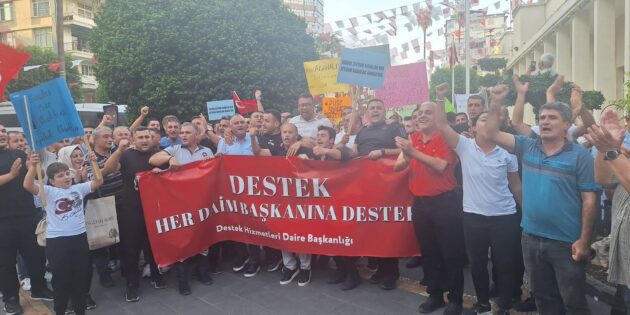 DİSK Adana 2 No’lu Şube Başkanı Serdal Çapar’dan Adalet Nöbeti: Zeydan Karalar’a Destek Sürüyor