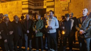 Adana’da İlk Teravih Sonrası “Ramazan Kardeşliğe Çağrıdır” Mesajı