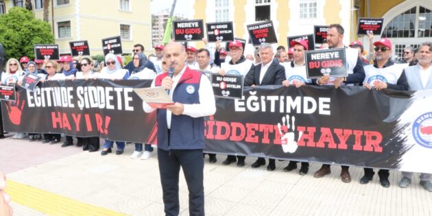 EĞİTİM-BİR-SEN ADANA ŞUBESİ EĞİTİMCİYE ŞİDDETE KARŞI İŞ BIRAKTI