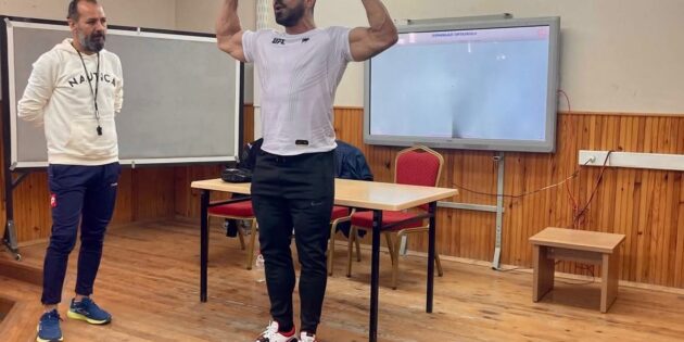 Avukat ve Avrupa Şampiyonu Mert Arıoğlu’ndan öğrencilere “sağlıklı yaşam” mesajı