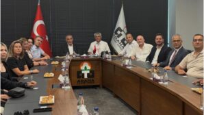Zafer Partisi Çukurova İlçe Başkanlığı’ndan Adana Ticaret Odası’na Ziyaret