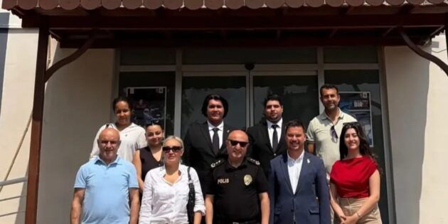 Zafer Partisi Çukurova İlçe Başkanı Burak Kervan Öncülüğünde Emniyet Müdürü Tayfun İlhan’a Ziyaret