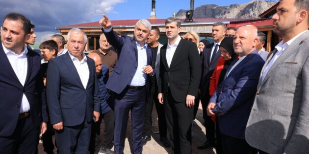 AK PARTİ ADANA’DA İLÇE İLÇE GÖNÜL MESAİSİ SÜRÜYOR