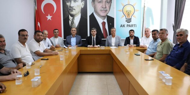 “AK Parti Adana İl Başkanı Mustafa Özkan, Karataş’ta: “Daha güçlü Türkiye için kararlılıkla yolumuza devam ediyoruz.”