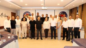 EĞİTİM-BİR-SEN ADANA’DA MUSTAFA SARIGEÇİLİ ADAYLIĞINI AÇIKLADI!
