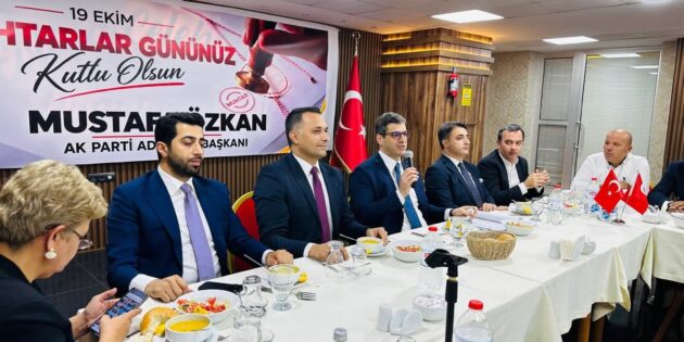 AK Parti Adana İl Başkanı Mustafa Özkan, Muhtarlarla Buluştu