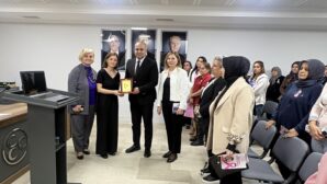 MHP ADANA İL BAŞKANLIĞINDAN ANLAMLI ETKİNLİK: KADIN SAĞLIĞI VE MEME KANSERİNDE ERKEN TEŞHİS MASAYA YATIRILDI